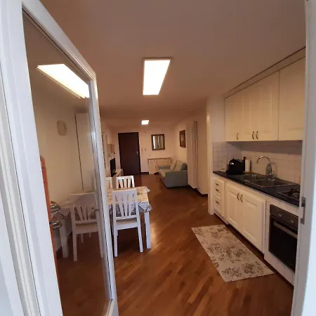 Dimora Emilia Apartment